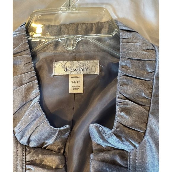 Dress Barn Dressy Silver 3/4 Sleeve Ruffled Jacket - Size 14/16 Woman - Picture 2 of 9